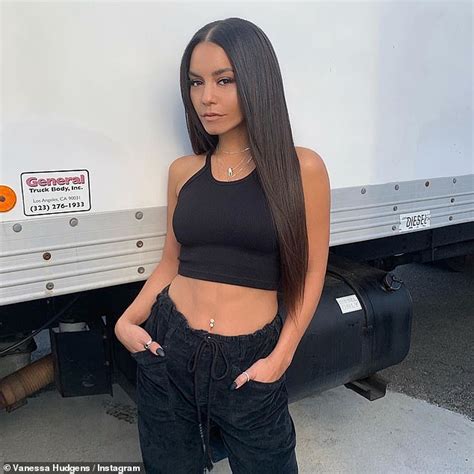 Vanessa Hudgens Flaunts Sleek New Tresses While Flashing Belly Button Ring In Sexy Online Snaps