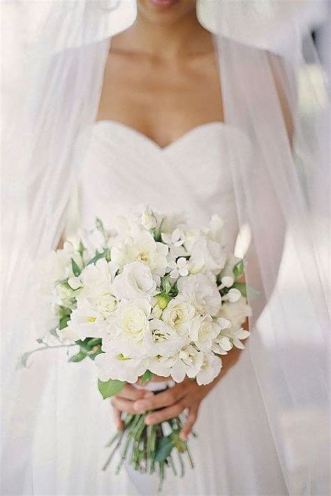 57 Innocently Beautiful White Bridal Bouquets Weddingomania