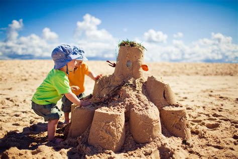 5 Steps To Build An Epic Sand Castle