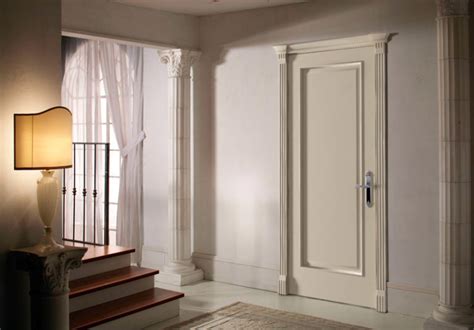 Белые межкомнатные двери в интерьере: классификация и дизайн