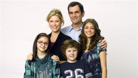 Modern Family Backgrounds, Pictures, Images