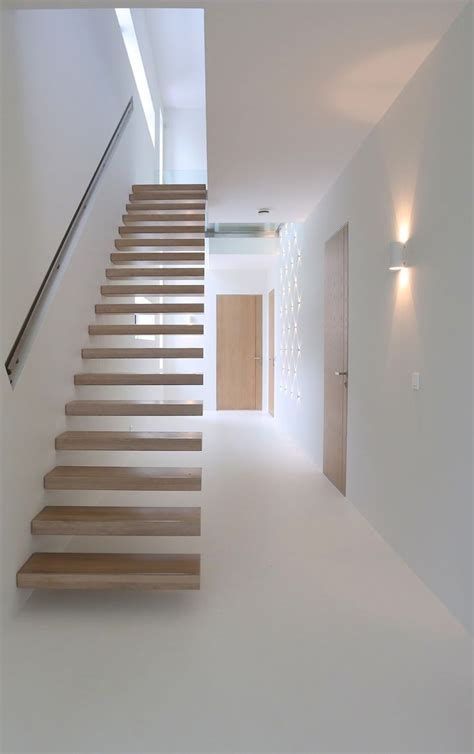 Floating Staircase Not Just Functional But Also For Sweeteners