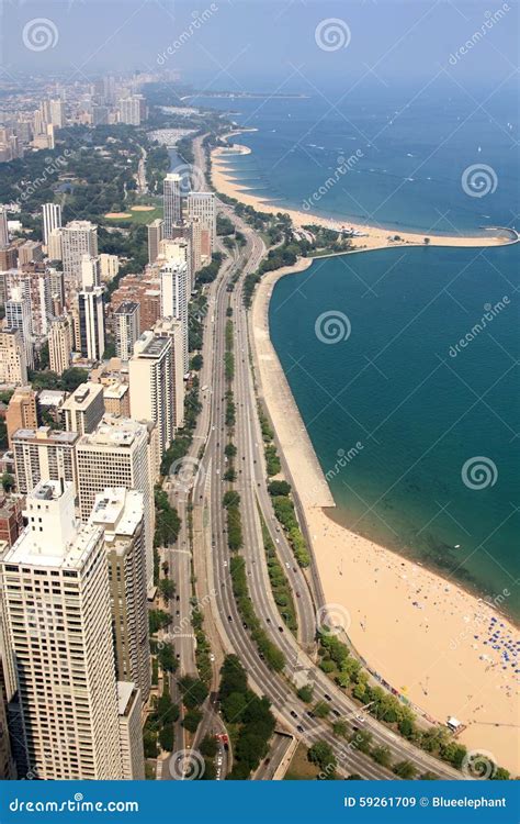 Downtown Chicago In Summer Day Stock Image Image Of Tour City 59261709
