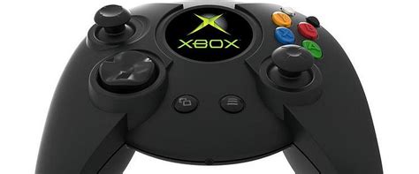 E3 2017 The Original Duke Xbox Controller Is Coming