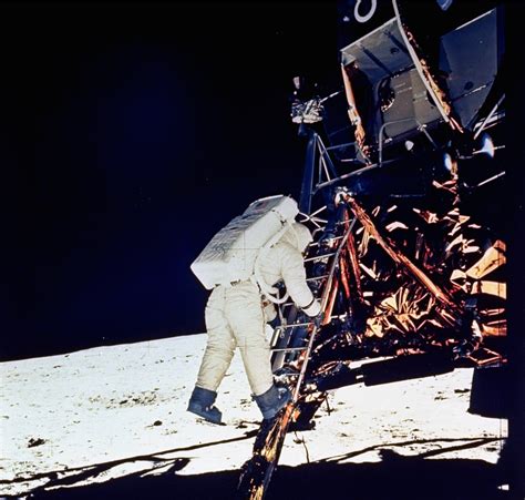 Photos On This Day July 20 1969 The First Moon Landing