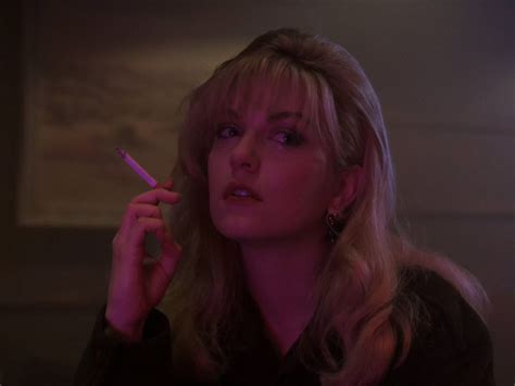 Laura Palmer Twin Peaks Played By Sheryl Lee In 2023 Twin Peaks