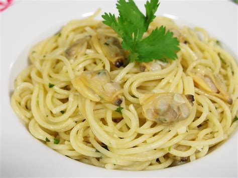 Garlic Butter Clams Spaghetti Recipe Spring Tomorrow