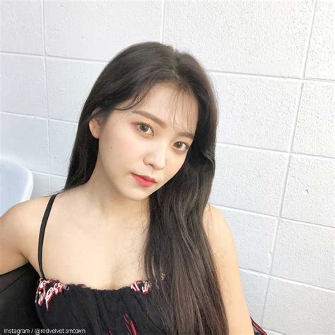 Red Velvet イェリ、セクシーすぎる写真を公開！ 今まで隠してきた大人っぽさを大放出 Kpop Monster