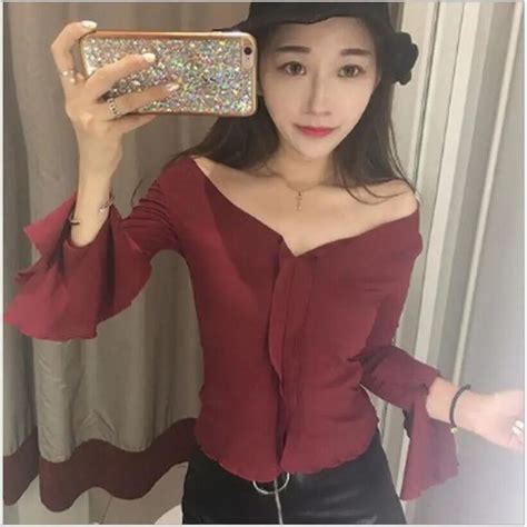 House Of Quirky 2018 Autumn Women Bottoming Shirt Flare Sleeve T Shirt