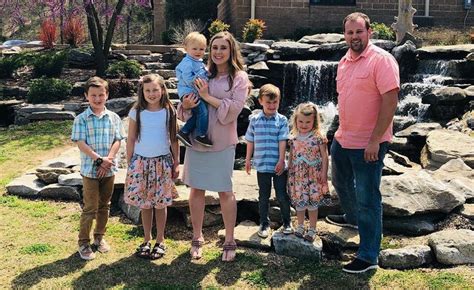 ‘counting on fans speculated that there might be an ongoing fbi investigation at the duggar