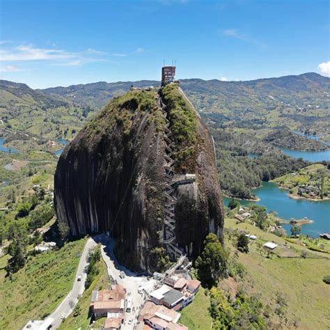 Piedra Del Peñol Guatapé Colombia