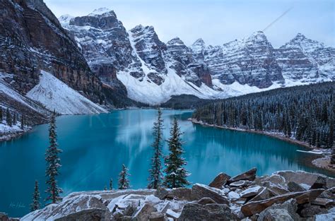 Winter At Moraine Lake Moraine Lake Banff Turquoise Etsy