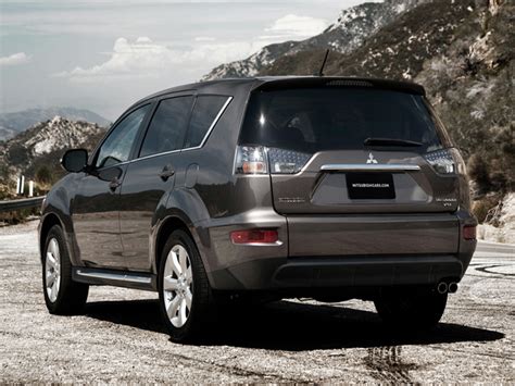 2013 mitsubishi outlander specs price mpg and reviews