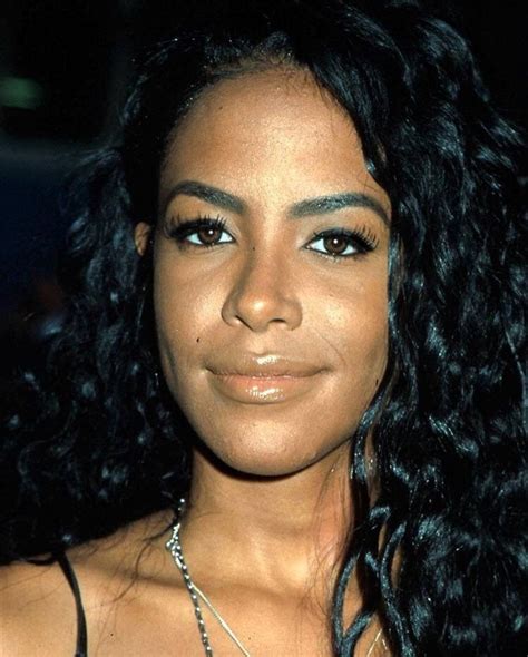 Pin By Mrs Roberson On Aaliyah In 2020 Aaliyah Pictures Aaliyah