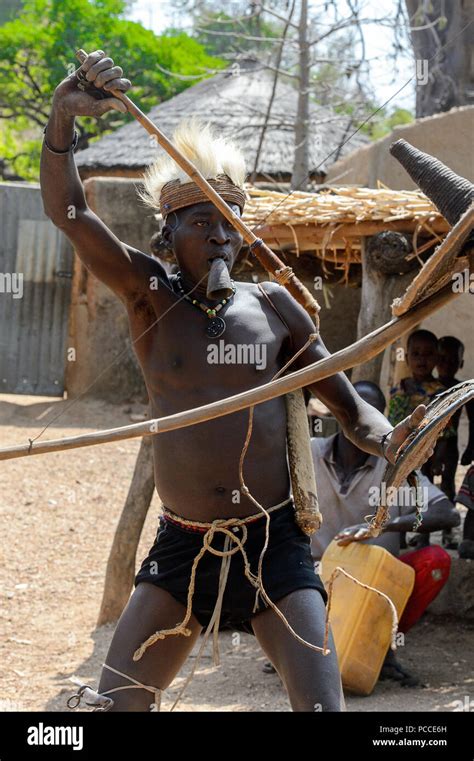 Mandingo Tribe Hi Res Stock Photography And Images Alamy