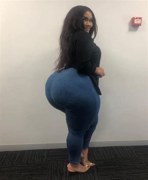 Can You Handle All This Booty 😱🍑💯👌 Quvde Sexy Curvy Women Curvy Women Fashion Fit Women