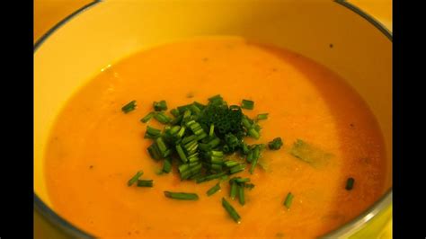 How To Make Carrot And Coriander Soup Youtube