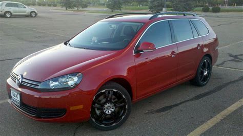 Even though it no longer looks like or is based off the. 2011 Volkswagen Jetta SportWagen - Pictures - CarGurus