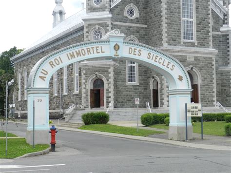 Arche De LÉglise Ste Victoire Victoriaville Qc Canada Image