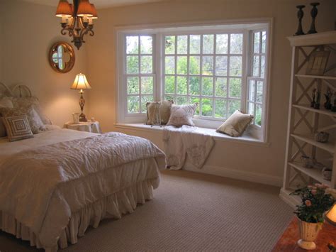 A small master bedroom doesn't have to be a problem. Master Bedroom Bay Window and Sisal -Look Carpet ...