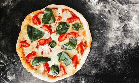 La Meilleure Recette Maison Pour La Pizza Margherita Le Blog De Ppiout