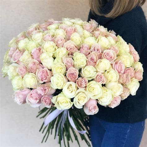100 Pink And White Roses Bouquet In Irvine Ca Flowers Delivery Irvine