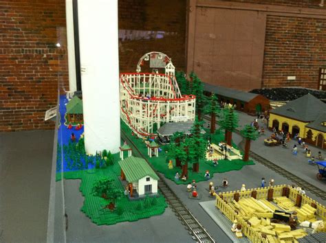 Contest {{contestinfo.name}} {{contestinfo.description}} voting begins ({{ contestinfo.submissionsenddate | limitto:10 }}) Nutfield Genealogy: The Manchester Millyard ... the ...