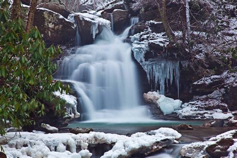 waterfall in winter west virginia photo by troy lilly [1966x1310] waterfall waterfall