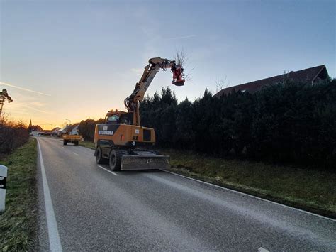 In unseren datenbestand finden sich die folgenden jahresabschlüsse und bilanzen zur firma lesti transport und dienstleistungs gmbh in in aindling. Bagger und Radlader - Weiß Dienstleistungs GmbH & Co. KG