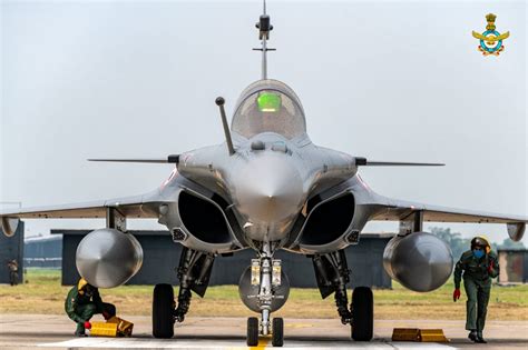 Indian Air Force Gets First Batch Of Dassault Rafale Fighter Jets