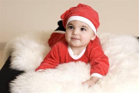 Baby Christmas Photoshoot Viola Carnelos Photography
