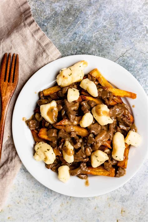 How to Make Canadian Poutine - The Foreign Fork