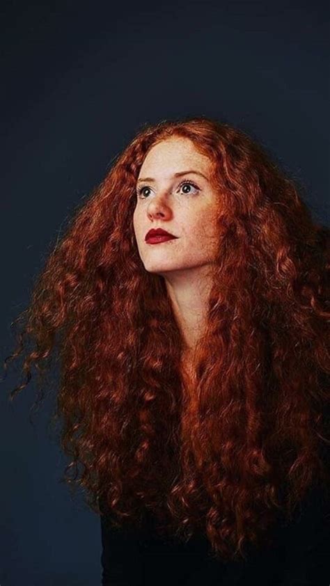 Beautiful Freckles Super Long Hair Tangled Redheads Curls Mona Lisa Tumblr Long Hair