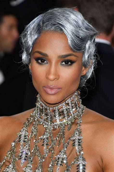 10 Stunning Celebrities With Gorgeous Gray Hairstyles The Undercut