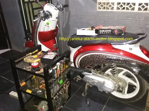 Berita otomotif terbaru dari motoblast yang menyajikan modifikasi striping motor dan render motor baru juga terkait rumor dan gosip di indonesia. Aneka Alarm Motor: Cara pasang alarm motor remote pada ...