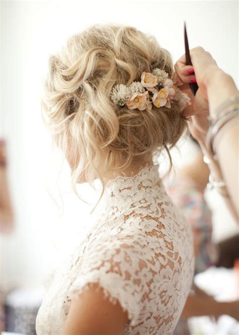 41 Trendy And Chic Messy Wedding Hairstyles Weddingomania