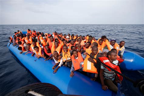 Dopo Le Minacce Gli Arresti La Libia Ferma 800 Migranti Continua La