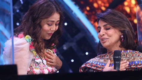 Indian Idol 12 Neha Kakkar Receives Shaadi Ka Shagun From Neetu Kapoor Iwmbuzz