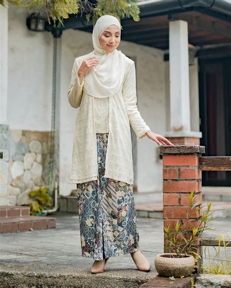 Baju Kebaya Lace Aviana Ivory Cream Muslimahclothingcom