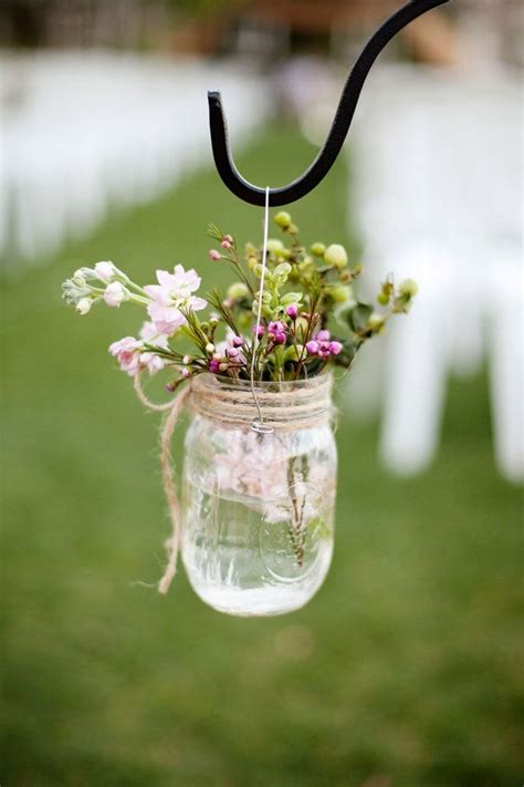 16 Masterful Mason Jar Wedding Ideas | weddingsonline