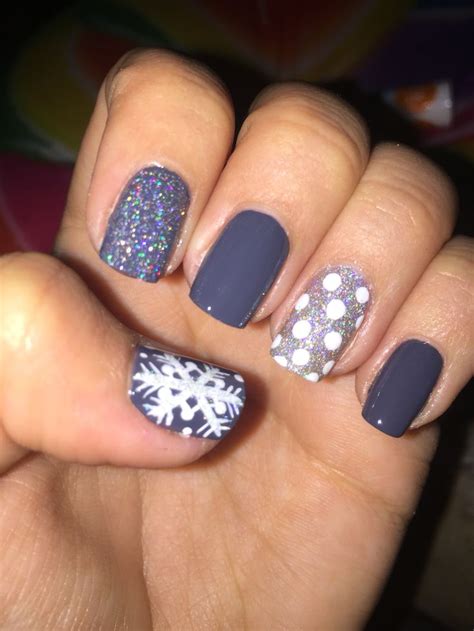 Then you are perfectly right at saida nails. Christmas gel nails. Done by yours truly ️ | Christmas gel nails, Toe nails, Christmas nails