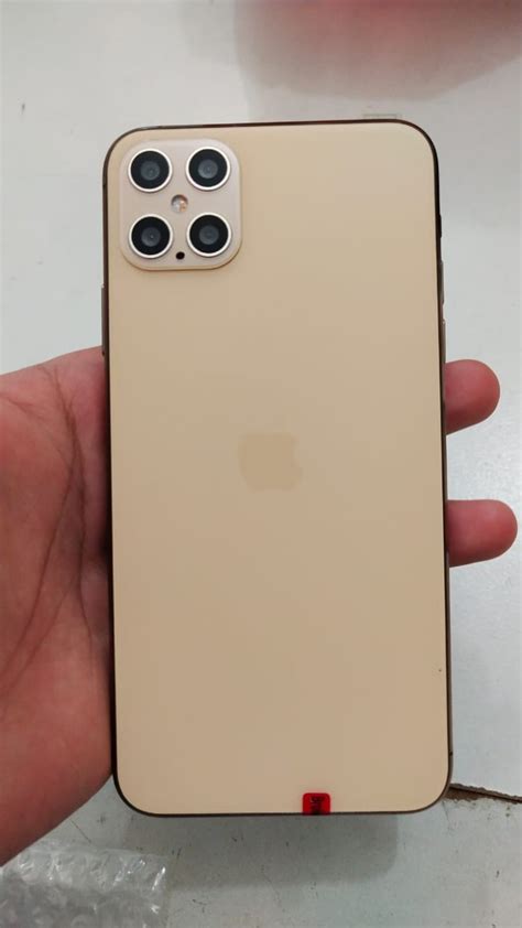 Di model iphone 12, pengaturan koreksi lensa menyesuaikan foto yang diambil dengan kamera depan atau kamera ultra lebar untuk hasil yang terlihat lebih alami. Jual HDC IPHONE 12 PRO MAX 3G - Kuning, 16 gb - Jakarta ...