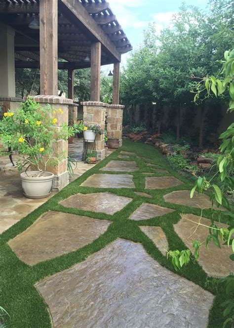 Cool Love This Idea Flowering Ground Cover Between Flagstone Pavers