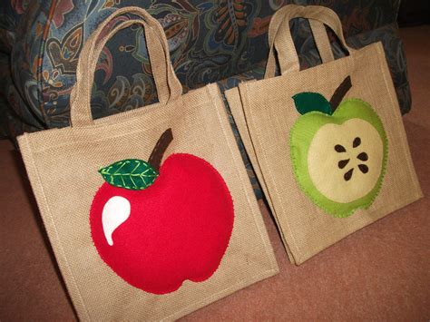 Padded Felt Apple Bags For My Daughters Teacher And Teaching Assistant
