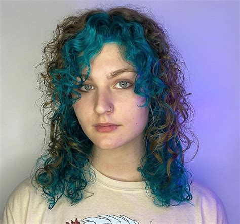 21 trendiest wolf cuts for curly hair in 2024 hairstylecamp