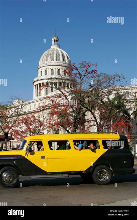 Capitol Building In Havana Cuba Stock Photo Alamy