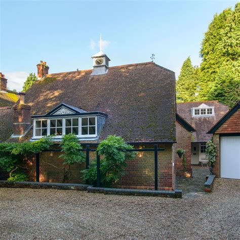 Look About This Spacious Converted Stables Home In Surrey Ideal Home