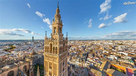 Interesting Facts To Know About The Giralda In Seville Urban Sevilla