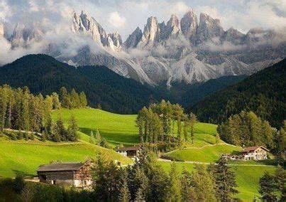 Village in the Dolomites, Italy | Nature at its Best | Pinterest