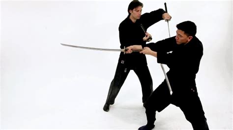 How To Do The 2 Sword Katana Technique Sword Fighting Youtube